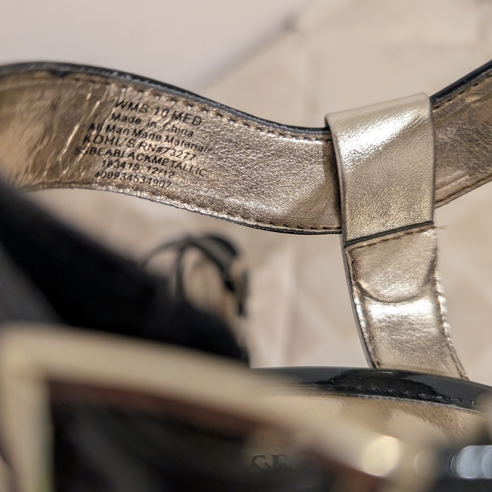 Pre-owned Croft & Barrow Black and Gold Wedge Sandals - Picture 6 of 6